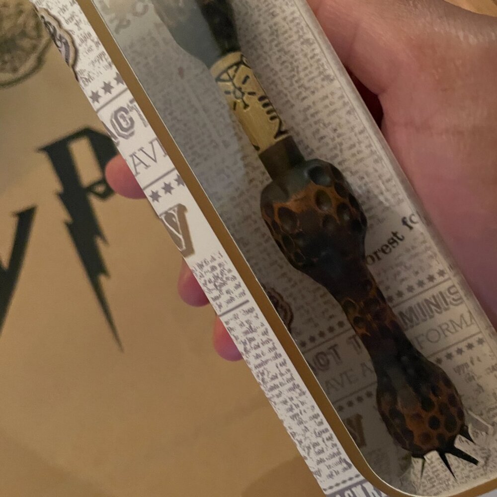 Harry Potter Elder Wand Replica & Ravenclaw Ceramic Mug Saucer Set. Miniso. - Picture 6 of 8